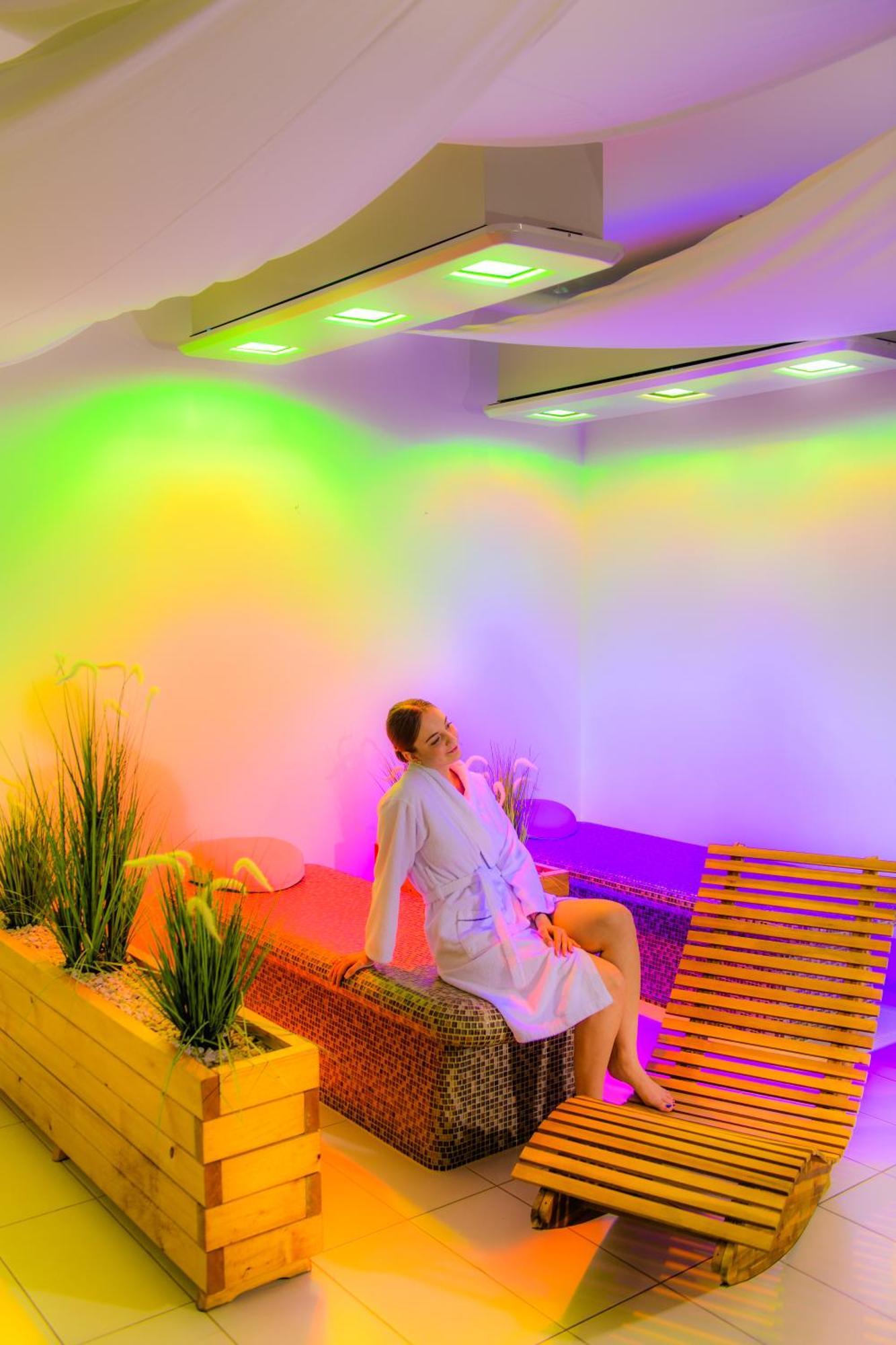 Hotel Marta Medical à Połczyn-Zdrój Extérieur photo