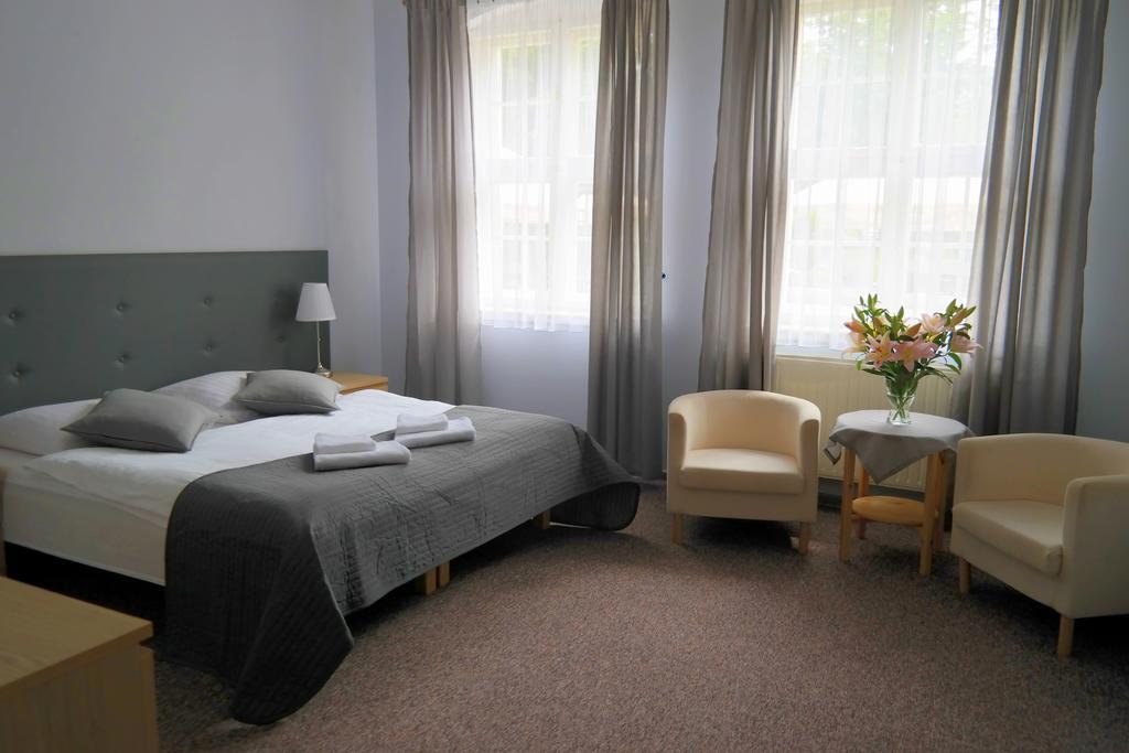 Hotel Marta Medical à Połczyn-Zdrój Extérieur photo